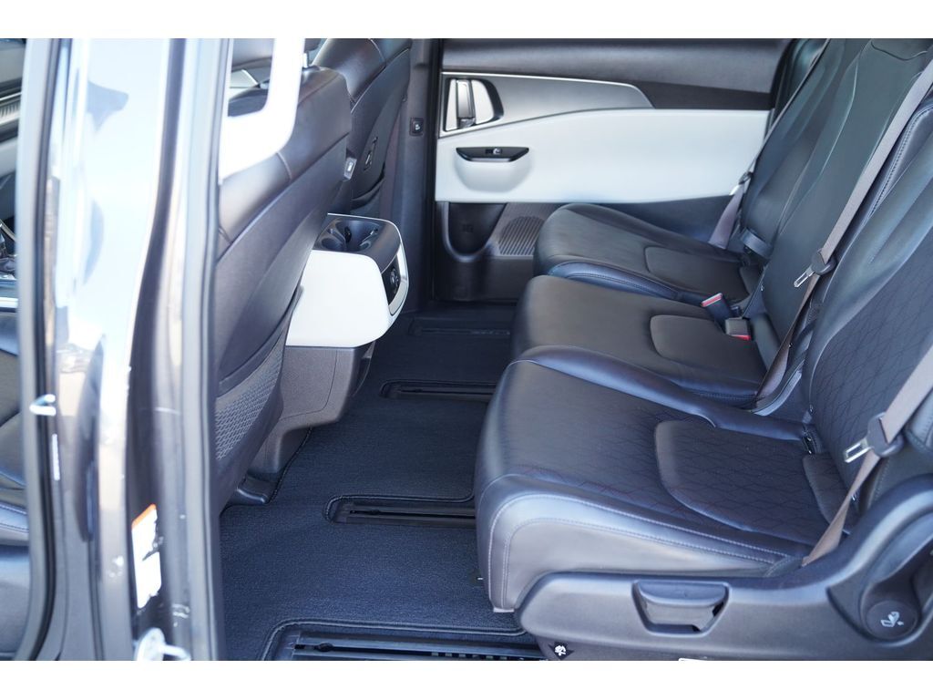 2024 Kia Carnival LX Price UT