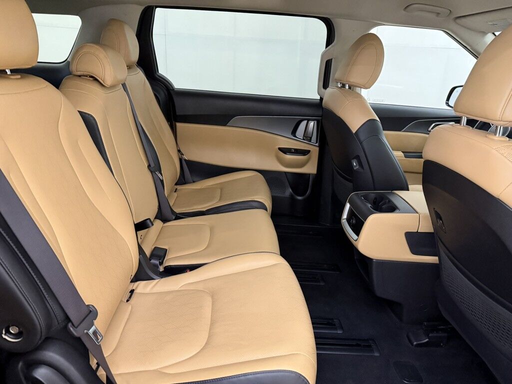 2024 Kia Carnival LX Maumee OH