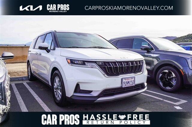 2024 Kia Carnival LX