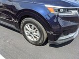 2024 Kia Carnival LX Oshkosh WI