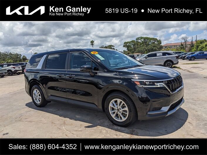 2024 Kia Carnival LX Oshkosh WI