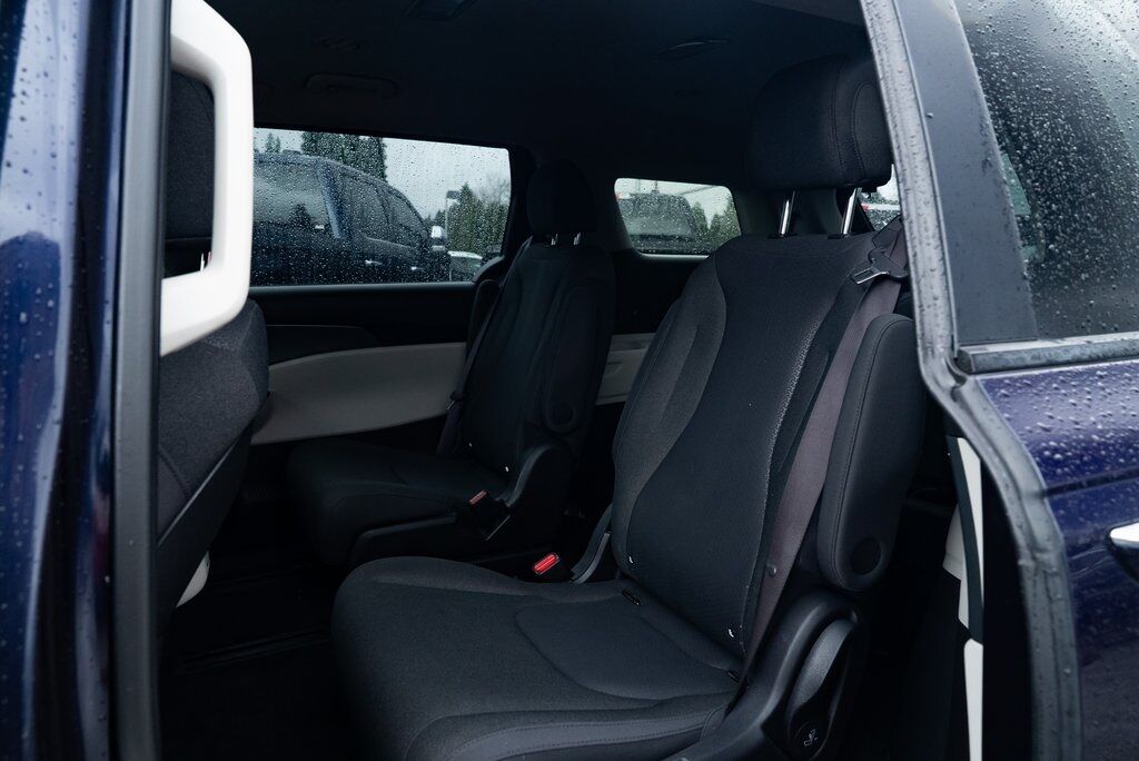 2024 Kia Carnival LX Milwaukie OR