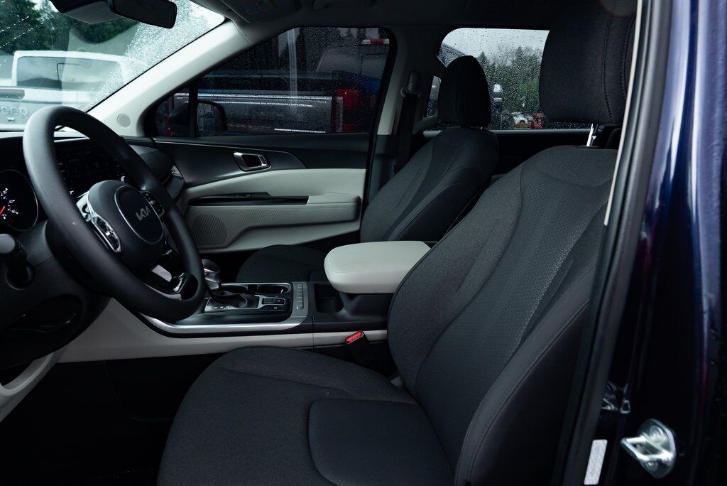 2024 Kia Carnival LX Milwaukie OR