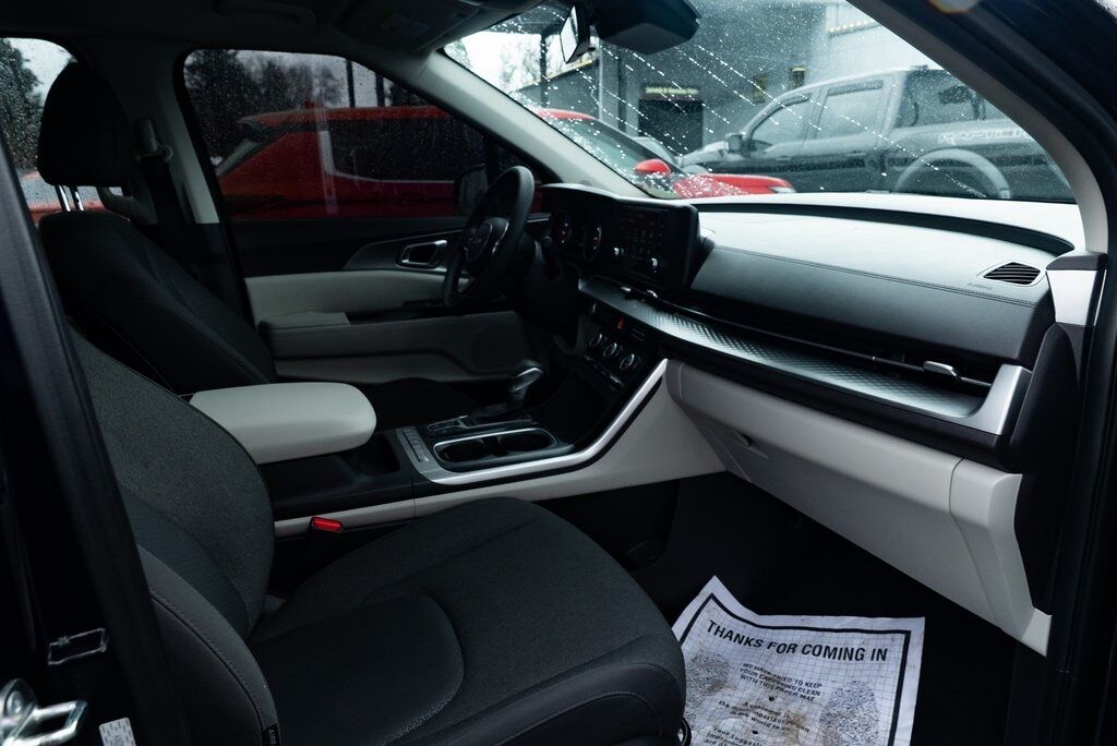 2024 Kia Carnival LX Milwaukie OR