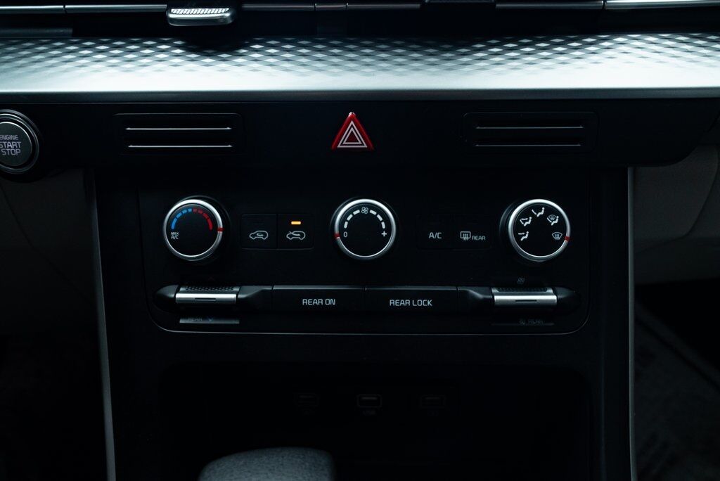 2024 Kia Carnival LX Milwaukie OR