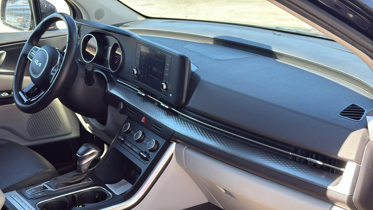 2024 Kia Carnival LX New Braunfels TX