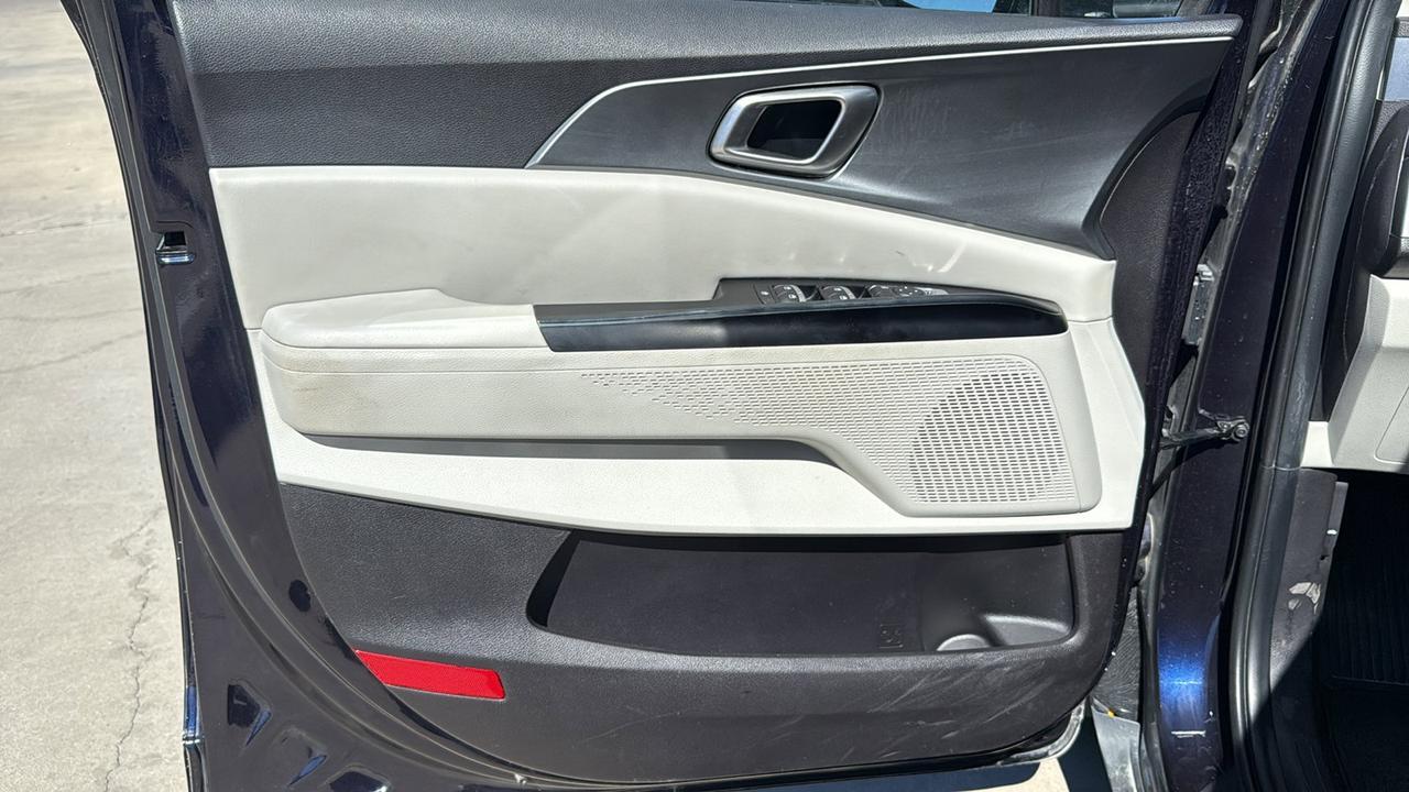 2024 Kia Carnival LX New Braunfels TX