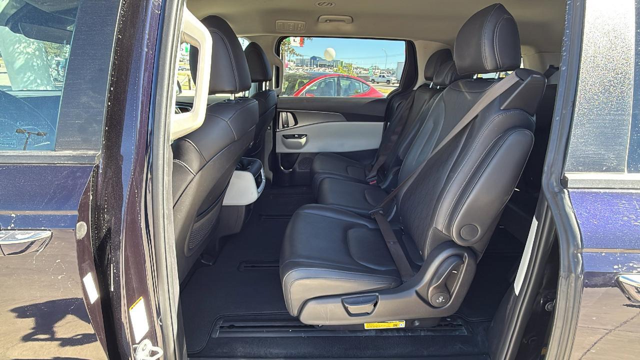 2024 Kia Carnival LX New Braunfels TX