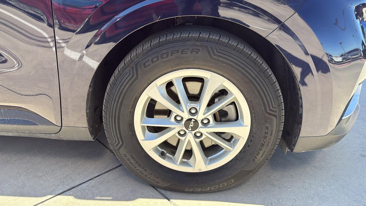 2024 Kia Carnival LX New Braunfels TX