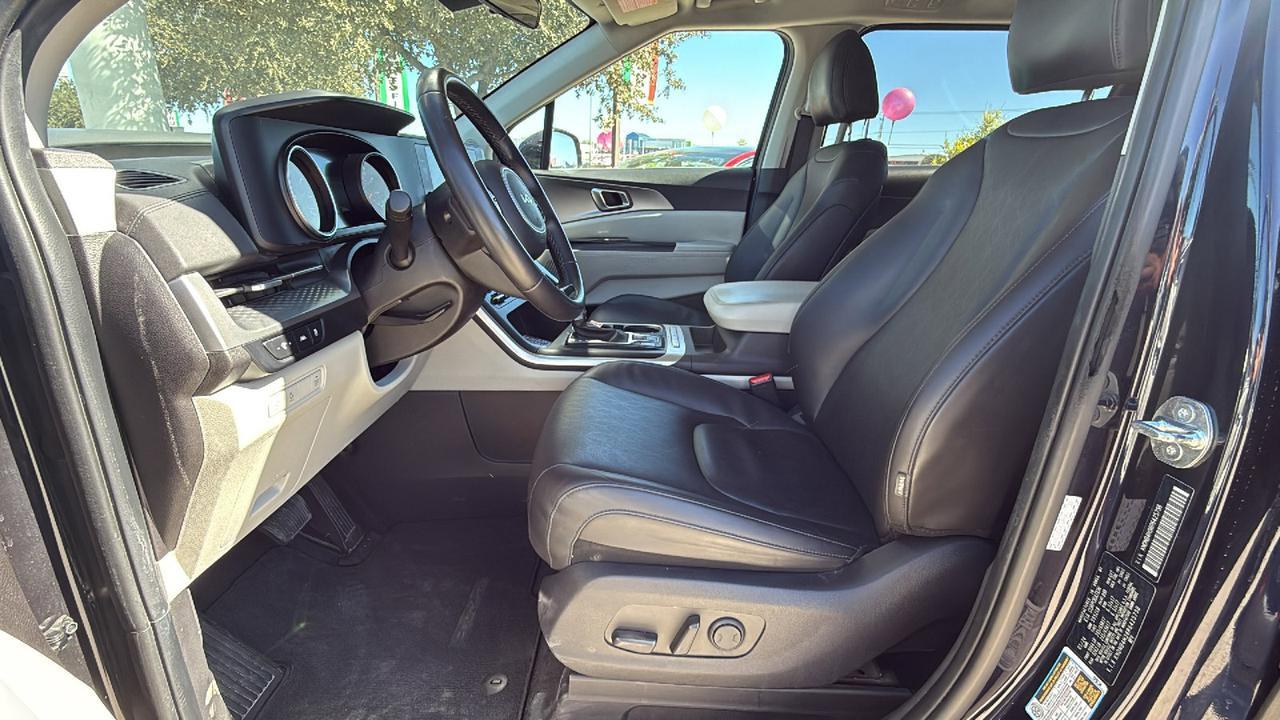 2024 Kia Carnival LX New Braunfels TX