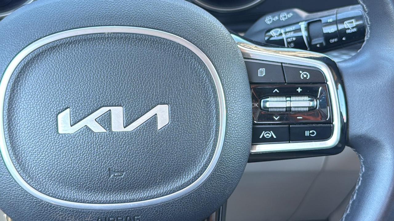 2024 Kia Carnival LX New Braunfels TX