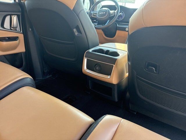 2024 Kia Carnival LX Carbondale IL
