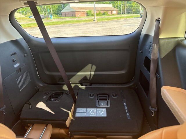 2024 Kia Carnival LX Carbondale IL