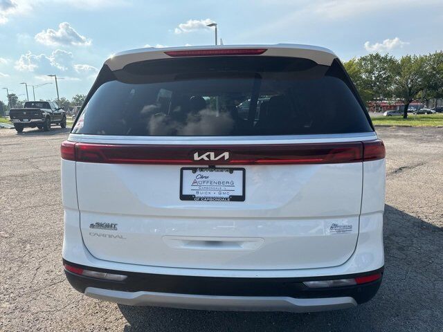 2024 Kia Carnival LX Carbondale IL
