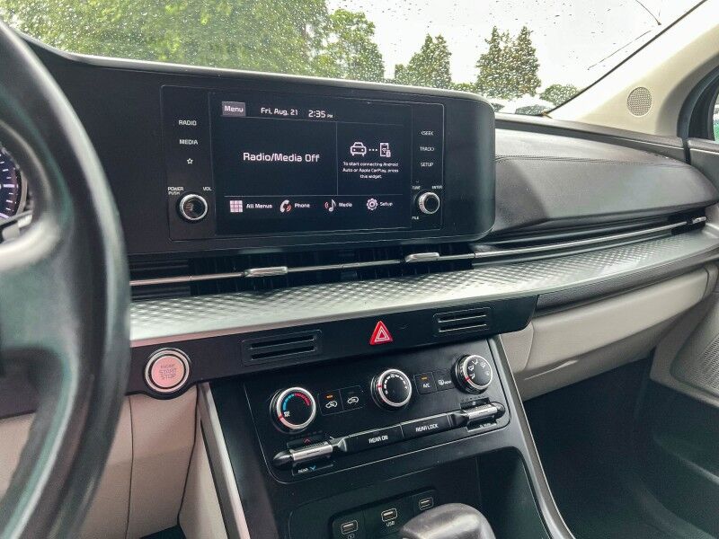2024 Kia Carnival LX Wilmington NC