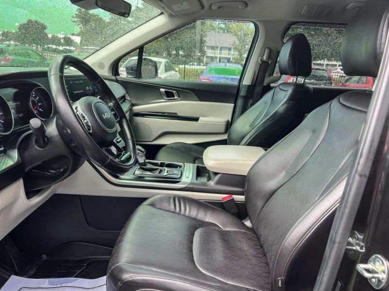 2024 Kia Carnival LX Wilmington NC