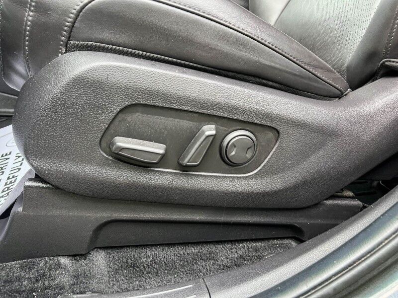 2024 Kia Carnival LX Wilmington NC