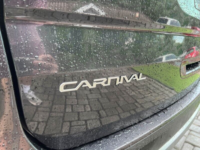 2024 Kia Carnival LX Wilmington NC