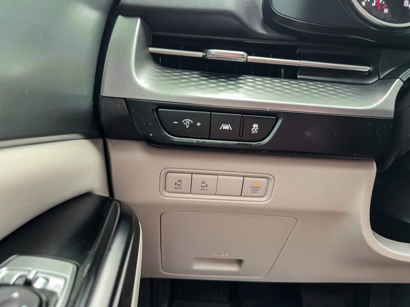 2024 Kia Carnival LX Wilmington NC