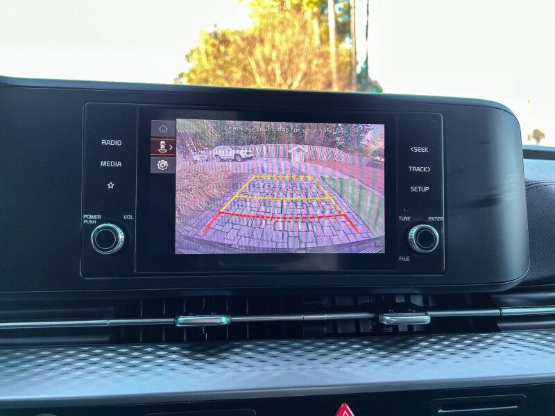 2024 Kia Carnival LX Wilmington NC