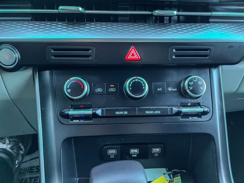 2024 Kia Carnival LX Wilmington NC