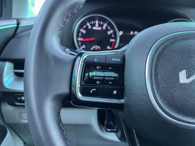 2024 Kia Carnival LX Wilmington NC