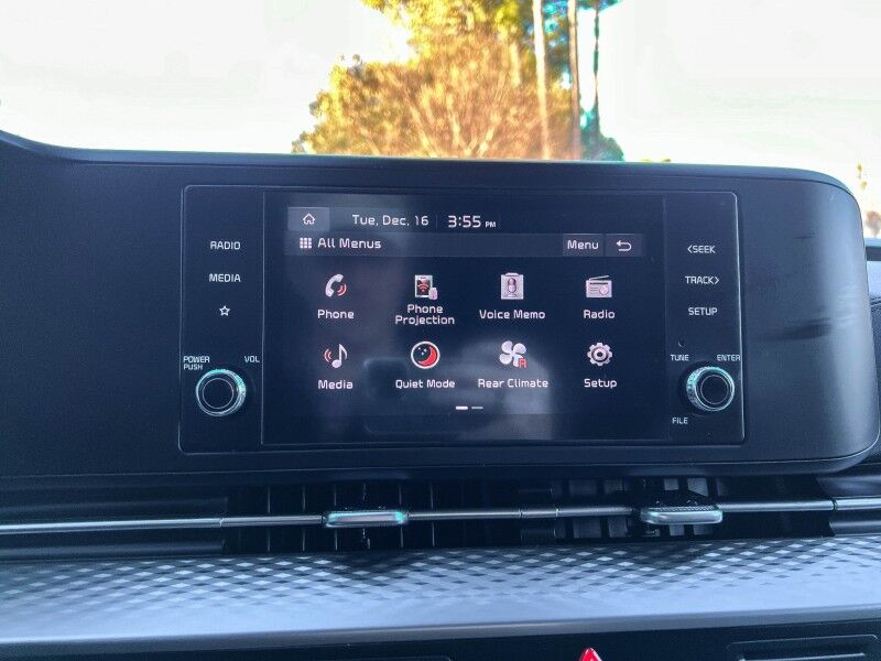 2024 Kia Carnival LX Wilmington NC