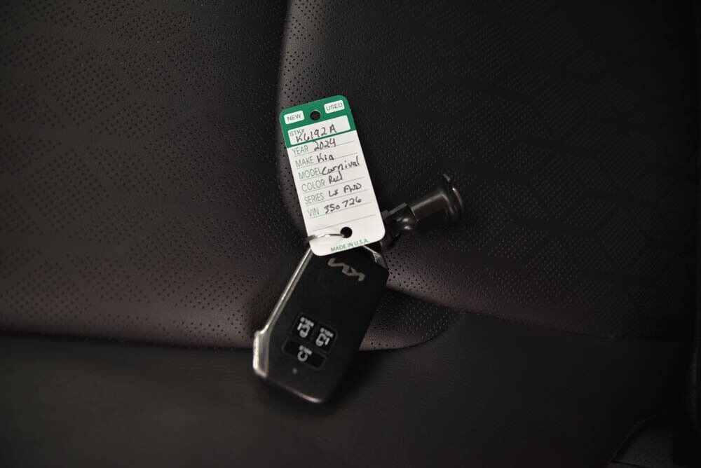 2024 Kia Carnival MPV LX Akron OH