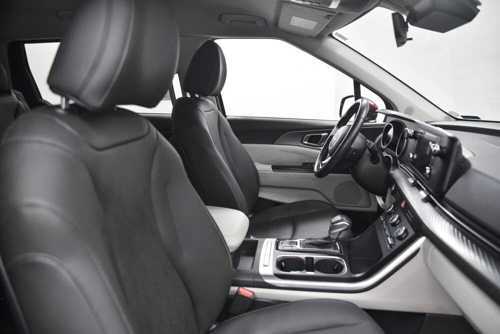 2024 Kia Carnival MPV LX Akron OH