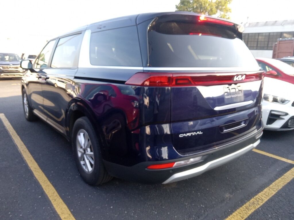2024 Kia Carnival MPV LX Akron OH