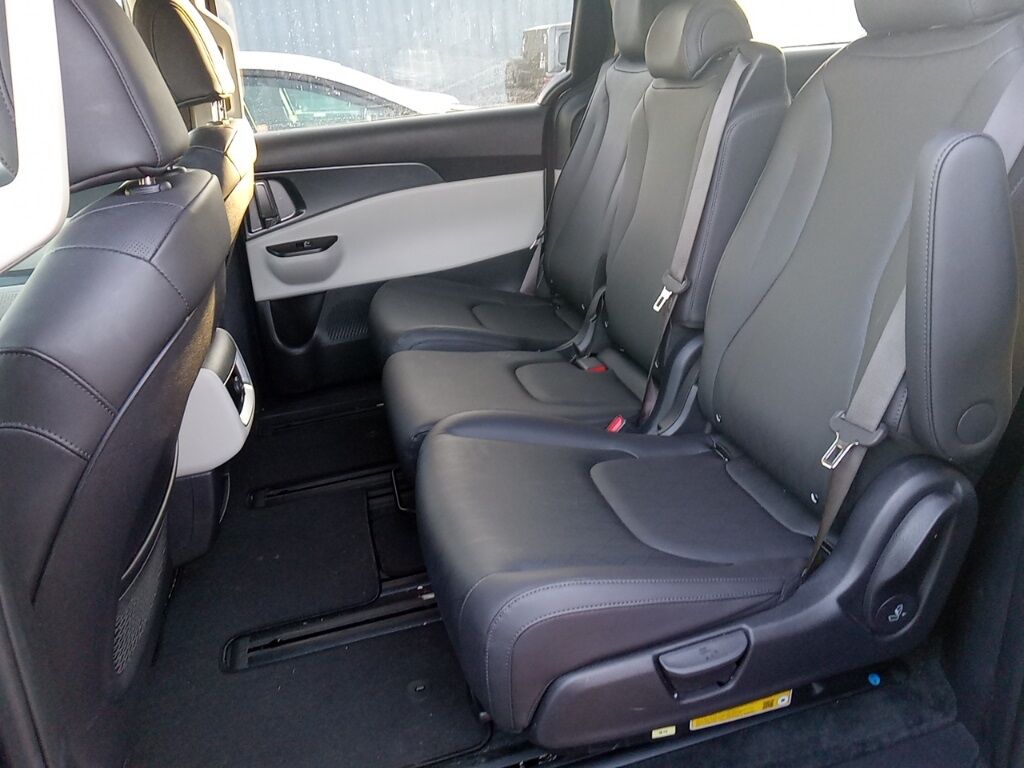 2024 Kia Carnival MPV LX Akron OH