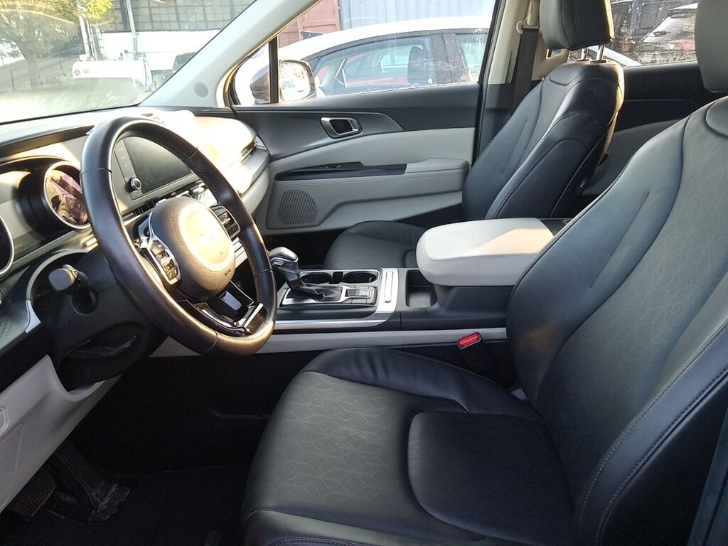2024 Kia Carnival MPV LX Akron OH