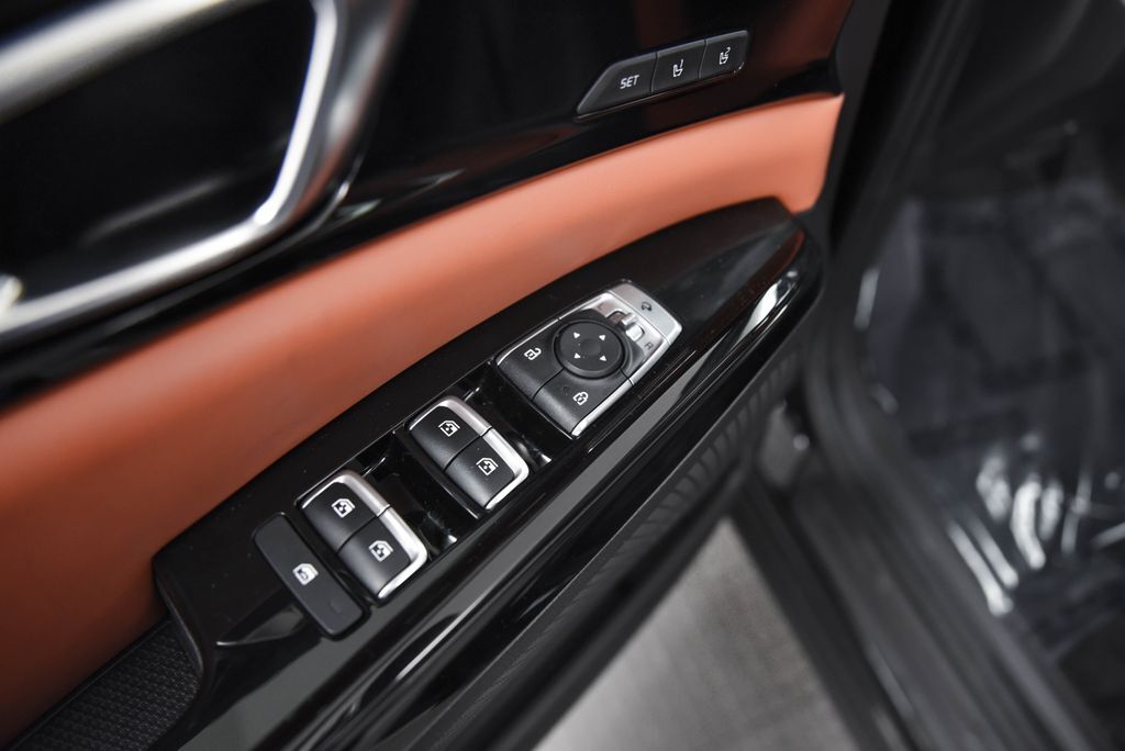 2024 Kia Carnival MPV SX Prestige Akron OH