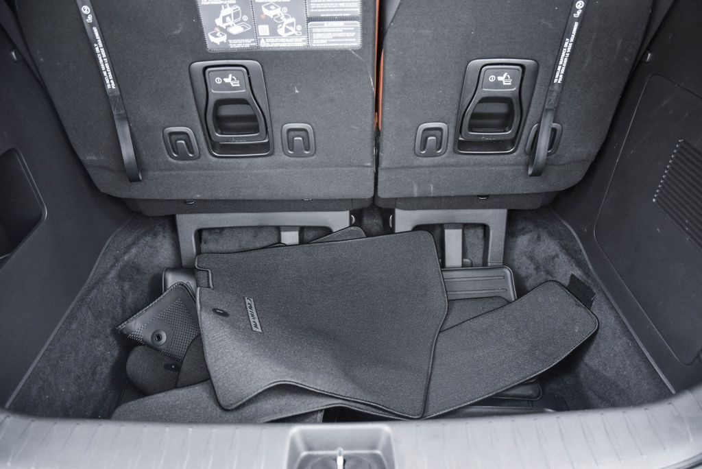 2024 Kia Carnival MPV SX Prestige Akron OH