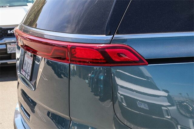 2024 Kia Carnival SX Prestige photo 10