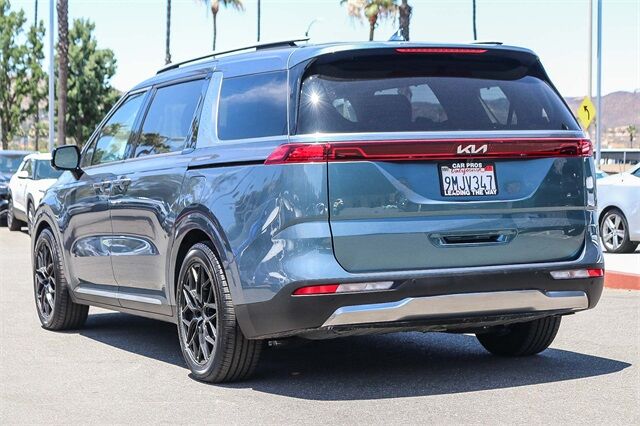 2024 Kia Carnival SX Prestige photo 7