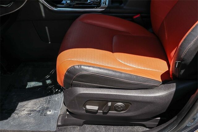 2024 Kia Carnival SX Prestige photo 24