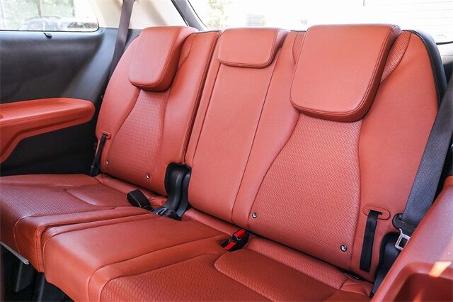 2024 Kia Carnival SX Prestige photo 21