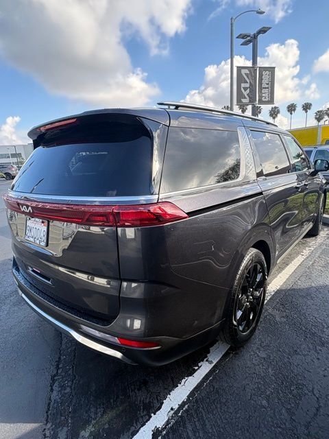 2024 Kia Carnival SX