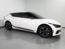 2024_Kia_EV6 GT-Line_*HEADS-UP DISPLAY, NAVIGATION, ADAPTIVE CRUISE, SAFETY ALERTS, 360 VIEW CAMERAS, MOONROOF, SUEDE LEATHER, CLIMATE SEATS, 19 INCH WHEELS, MERIDIAN AUDIO, WIRELESS CHARGING, ANDROID & APPLE_ Round Rock TX
