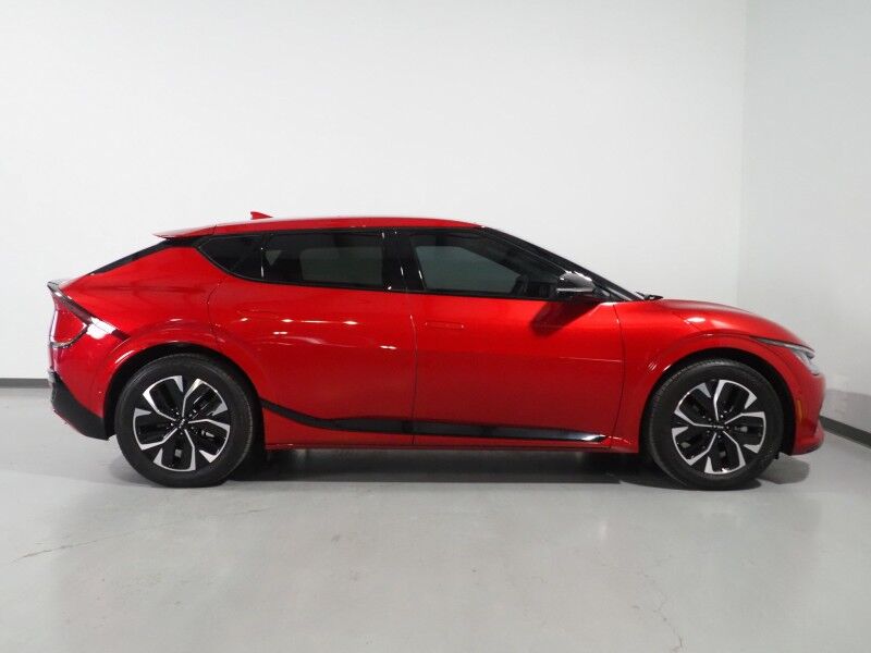 2024 Kia EV6 GT-Line *HEADS-UP DISPLAY, NAVIGATION, ADAPTIVE CRUISE, SAFETY ALERTS, 360 VIEW CAMERAS, MOONROOF, SUEDE LEATHER, CLIMATE SEATS, 19 INCH WHEELS, MERIDIAN AUDIO, WIRELESS CHARGING, ANDROID & APPLE Round Rock TX