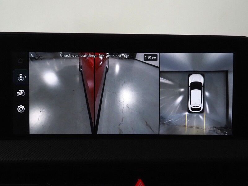 2024 Kia EV6 GT-Line *HEADS-UP DISPLAY, NAVIGATION, ADAPTIVE CRUISE, SAFETY ALERTS, 360 VIEW CAMERAS, MOONROOF, SUEDE LEATHER, CLIMATE SEATS, 19 INCH WHEELS, MERIDIAN AUDIO, WIRELESS CHARGING, ANDROID & APPLE Round Rock TX