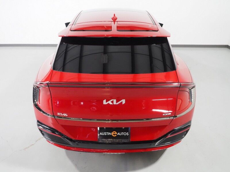 2024 Kia EV6 GT-Line *HEADS-UP DISPLAY, NAVIGATION, ADAPTIVE CRUISE, SAFETY ALERTS, 360 VIEW CAMERAS, MOONROOF, SUEDE LEATHER, CLIMATE SEATS, 19 INCH WHEELS, MERIDIAN AUDIO, WIRELESS CHARGING, ANDROID & APPLE Round Rock TX