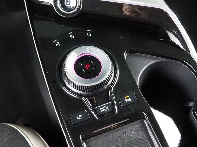 2024 Kia EV6 GT-Line *HEADS-UP DISPLAY, NAVIGATION, ADAPTIVE CRUISE, SAFETY ALERTS, 360 VIEW CAMERAS, MOONROOF, SUEDE LEATHER, CLIMATE SEATS, MERIDIAN AUDIO, WIRELESS CHARGING, ANDROID & APPLE Round Rock TX