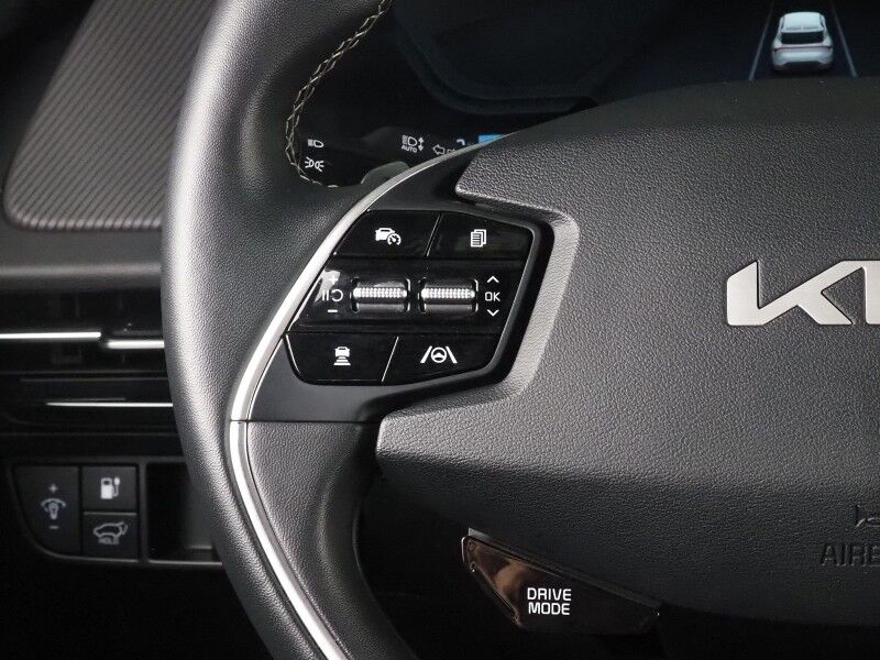 2024 Kia EV6 GT-Line *HEADS-UP DISPLAY, NAVIGATION, ADAPTIVE CRUISE, SAFETY ALERTS, 360 VIEW CAMERAS, MOONROOF, SUEDE LEATHER, CLIMATE SEATS, MERIDIAN AUDIO, WIRELESS CHARGING, ANDROID & APPLE Round Rock TX