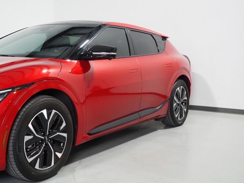 2024 Kia EV6 GT-Line *HEADS-UP DISPLAY, NAVIGATION, ADAPTIVE CRUISE, SAFETY ALERTS, 360 VIEW CAMERAS, MOONROOF, SUEDE LEATHER, CLIMATE SEATS, MERIDIAN AUDIO, WIRELESS CHARGING, ANDROID & APPLE Round Rock TX
