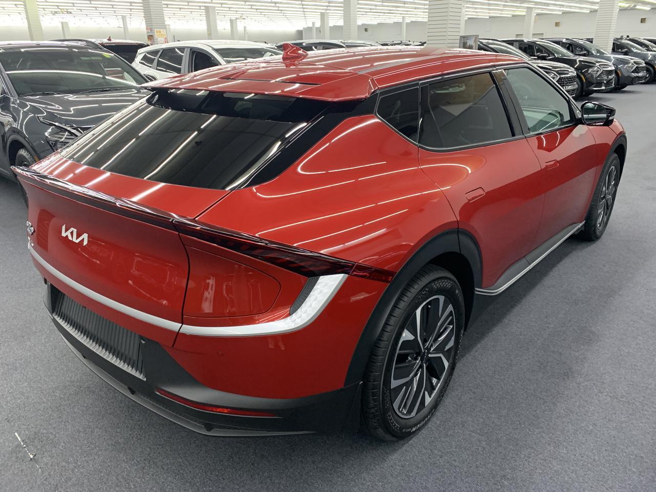 2024 Kia EV6 Light Long Range AWD Benwood WV