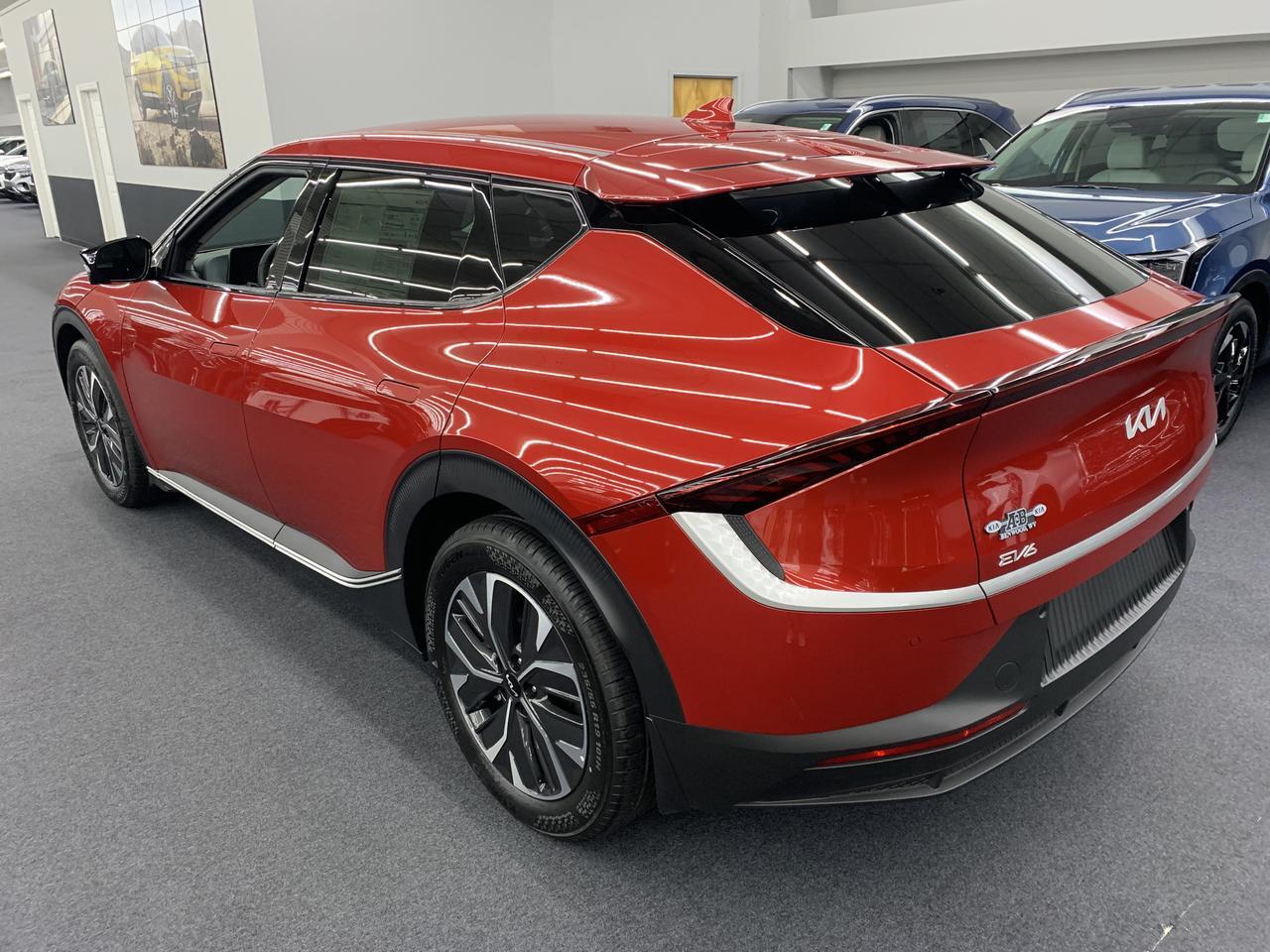 2024 Kia EV6 Light Long Range AWD Benwood WV