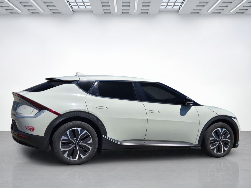 2024 Kia EV6 Light Long Range