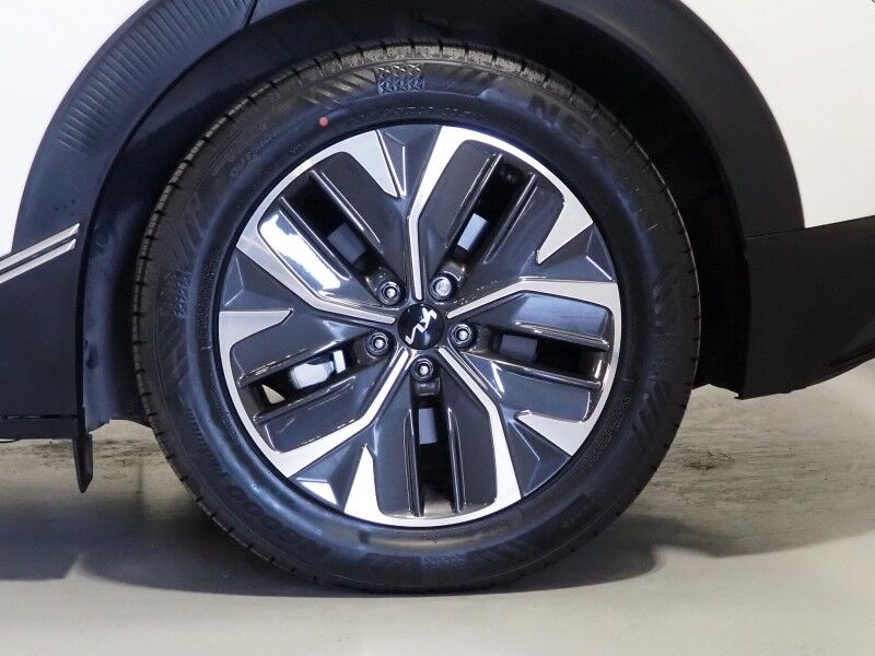 2024 Kia EV6 Light Long Range RWD *NAVIGATION, SAFETY ALERTS, ADAPTIVE CRUISE, BACKUP-CAMERA, DIGITAL COCKPIT, HEATED SEATS, REMOTE START, 19 INCH WHEELS, WIRELESS CHARGING, ANDROID & APPLE Round Rock TX